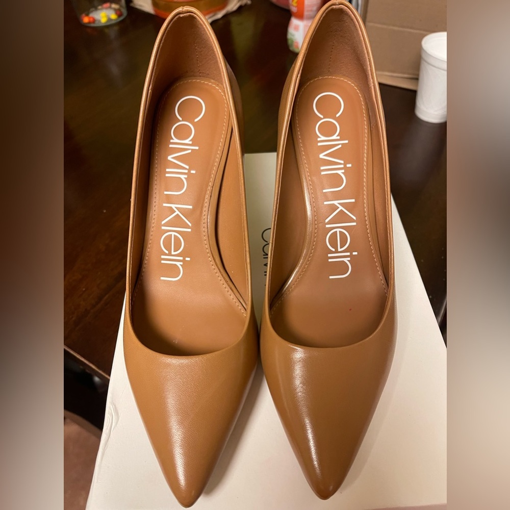 Calvin Klein Brown dress shoes